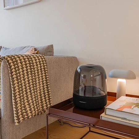 Deluxe 2Bdr Apartment W/ Patio By Lovelystay Lisboa Exterior foto