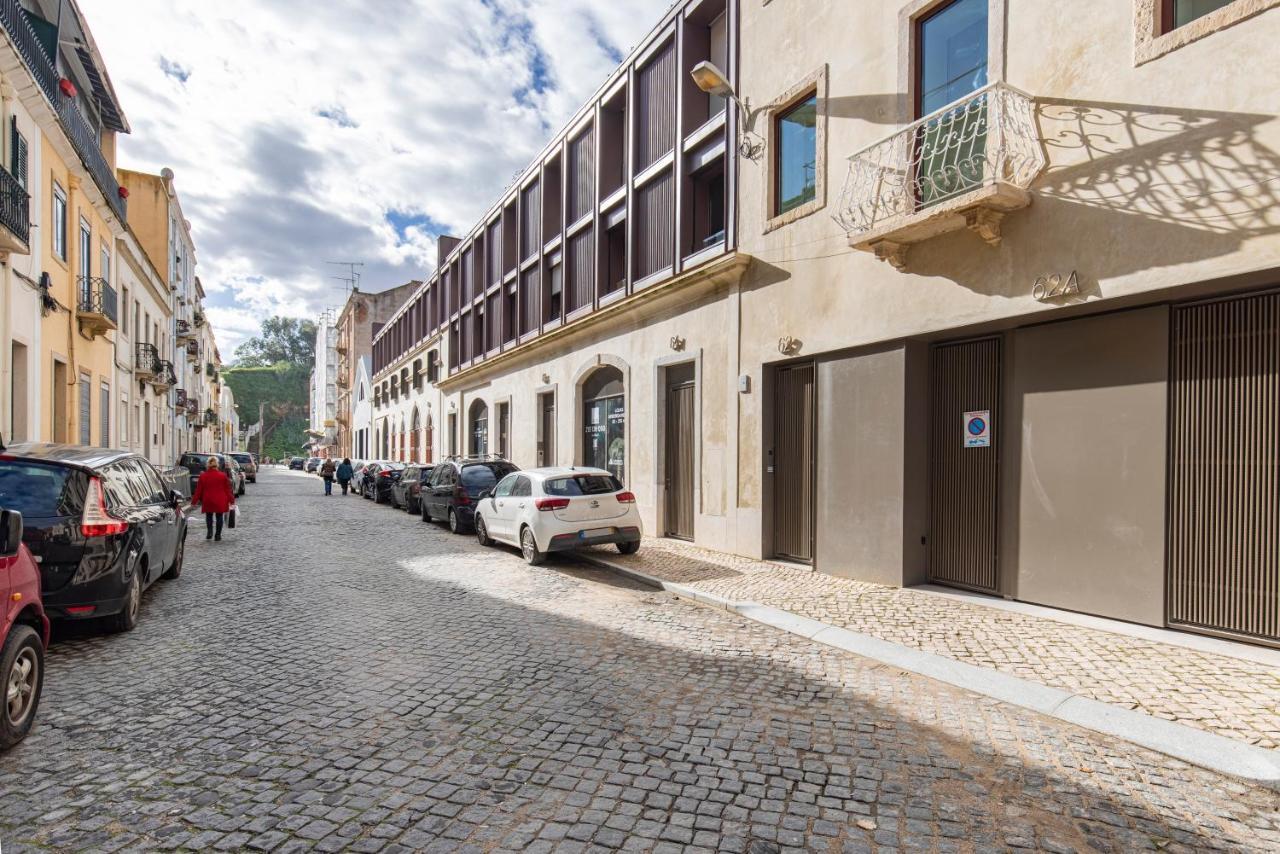 Deluxe 2Bdr Apartment W/ Patio By Lovelystay Lisboa Exterior foto