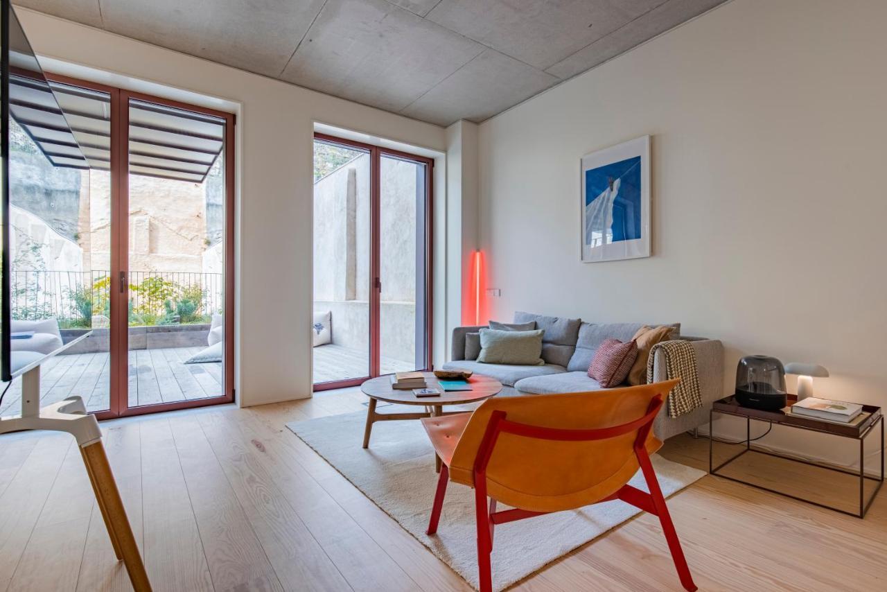 Deluxe 2Bdr Apartment W/ Patio By Lovelystay Lisboa Exterior foto