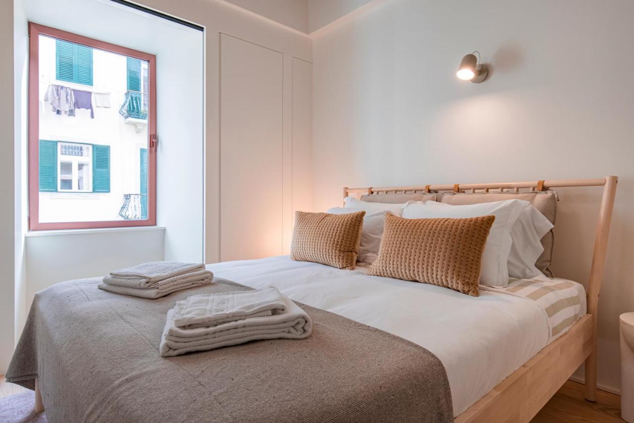 Deluxe 2Bdr Apartment W/ Patio By Lovelystay Lisboa Exterior foto