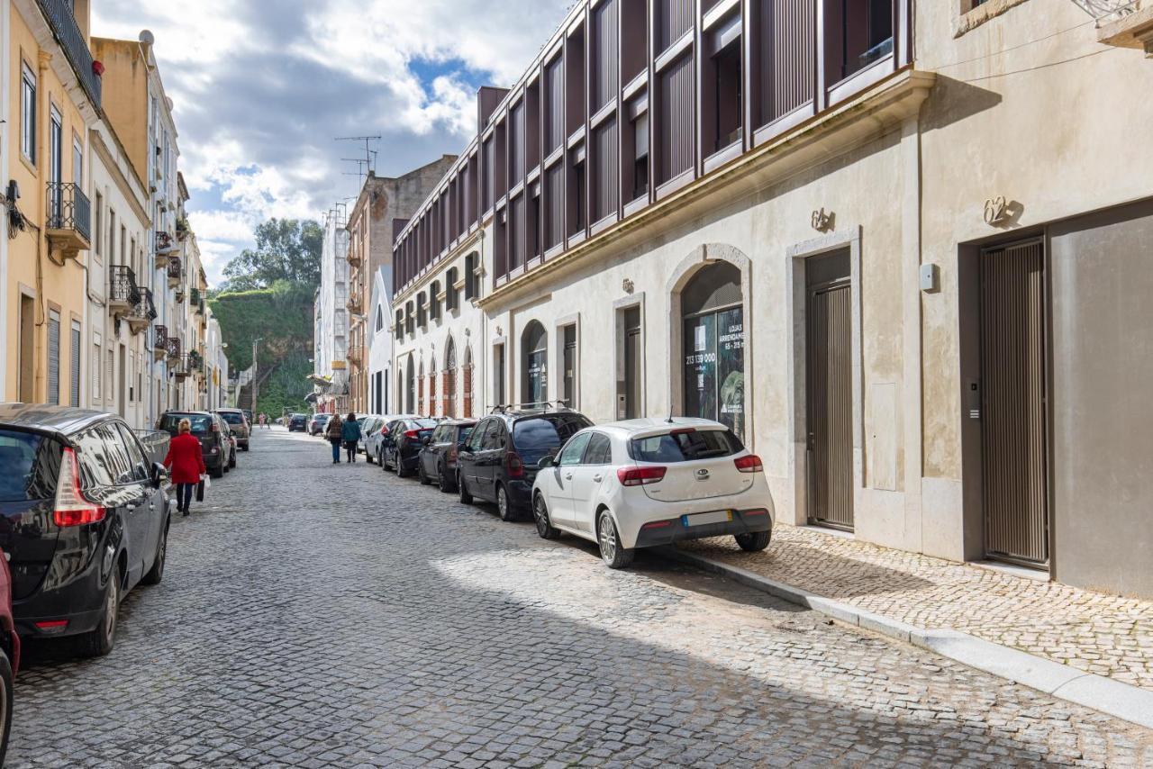 Deluxe 2Bdr Apartment W/ Patio By Lovelystay Lisboa Exterior foto